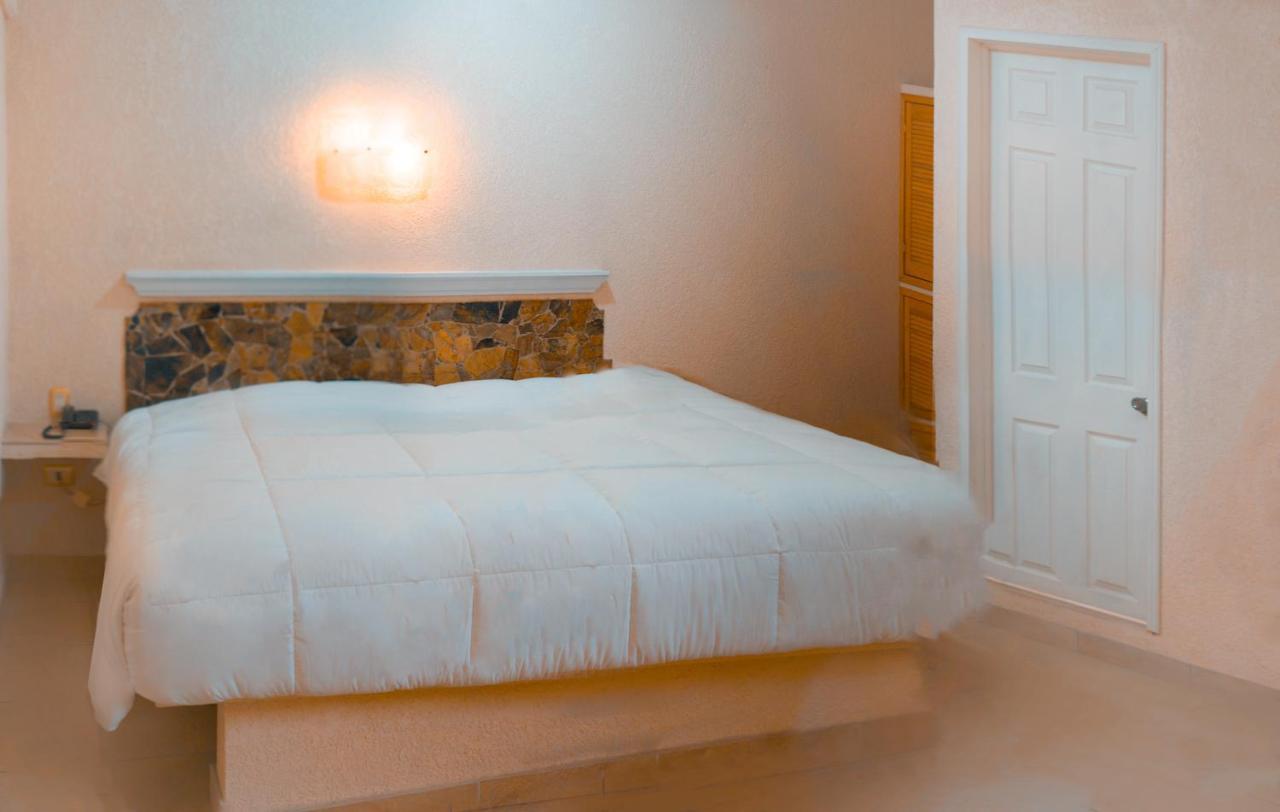 Peninsula Stays Executive Hotel Салина Круз Екстериор снимка